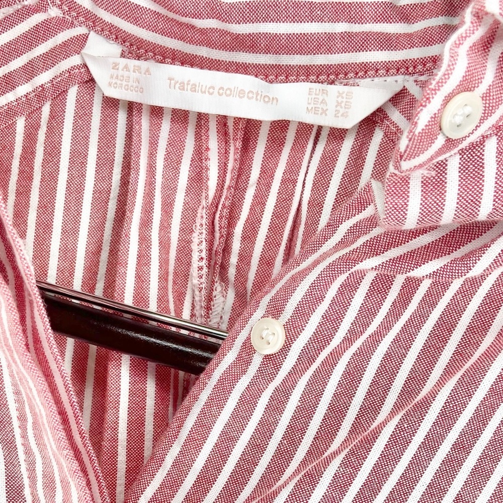 Zara Trafaluc•red white stripe oversized button down top back button detail - Picture 4 of 7